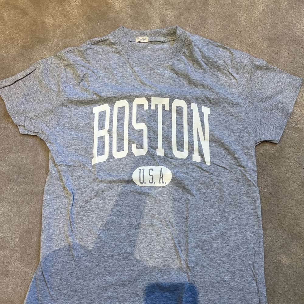 Gray Boston T-Shirt John Galt/Brandy Melville